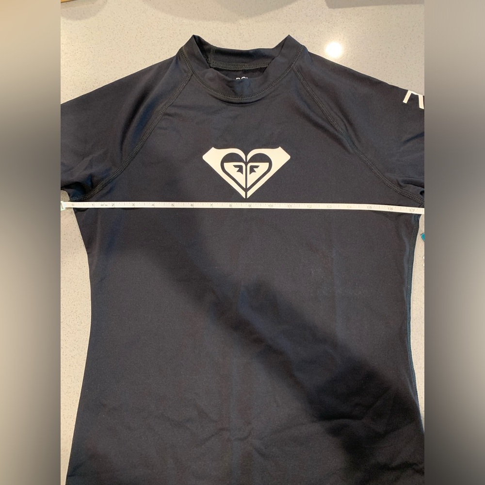 Roxy Black Rash Guard (L) - Picture 4 of 6
